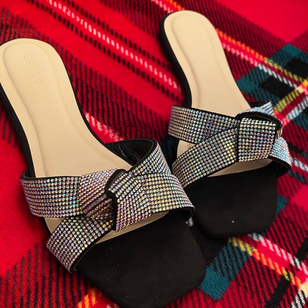 Brand New Never Worn Bamboo Knotted Jewel Sandal